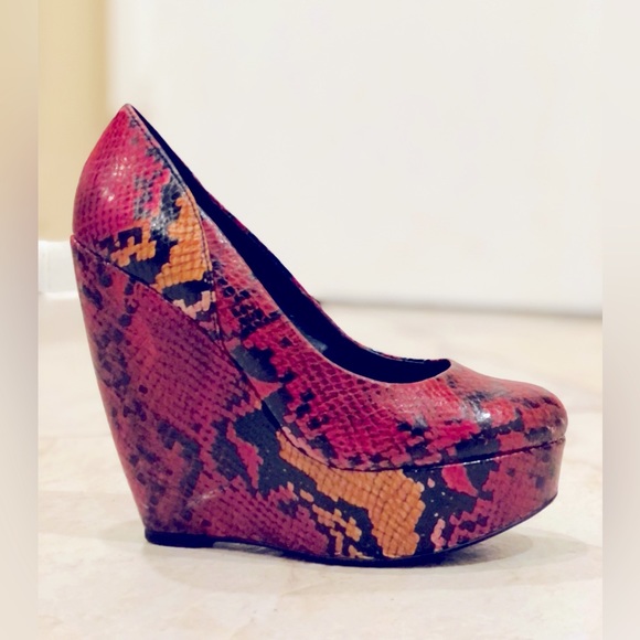 🐾🐆Aldo Animal Print platform Wedge Heels 🐆🐾 - Picture 10 of 15